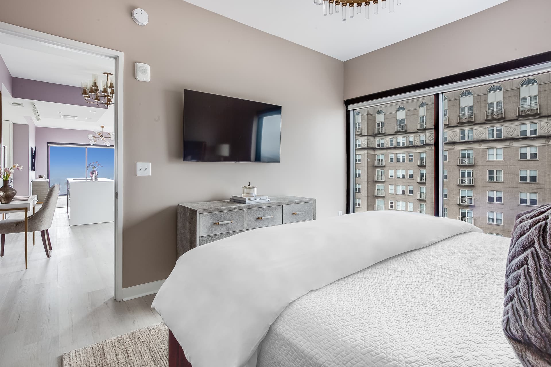 Majestic Sanctuary - Image 26