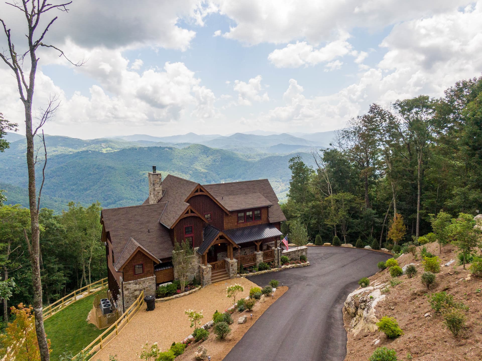 Majestic View Place - Image 1