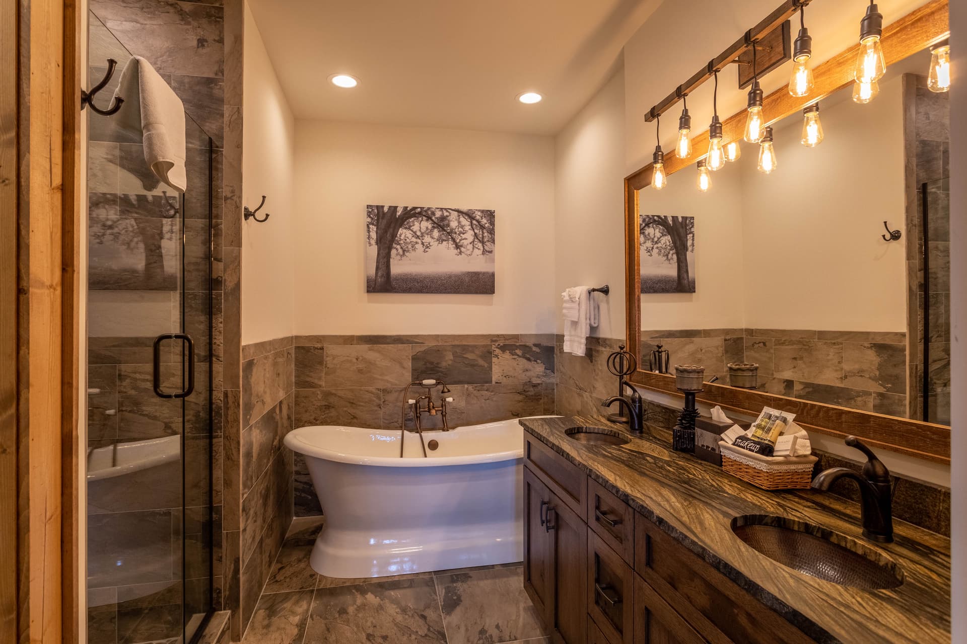 Majestic View Place - Image 29