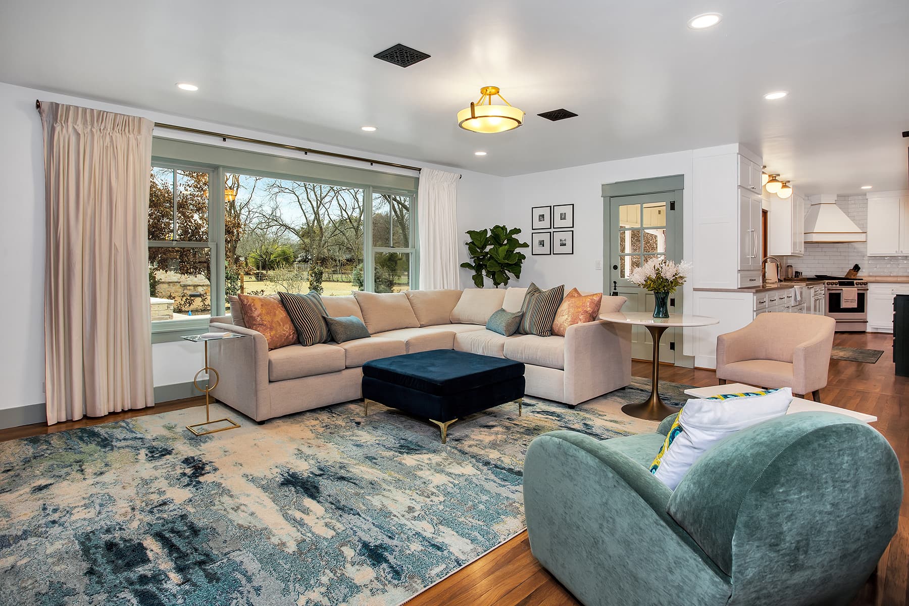 Majolica House - Image 2