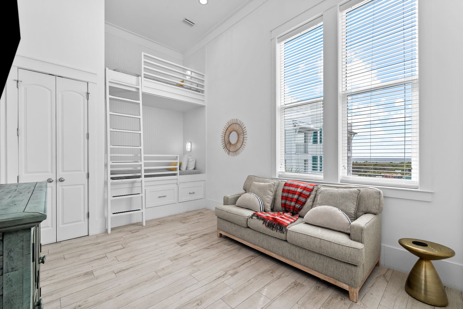 Mala House - Image 11