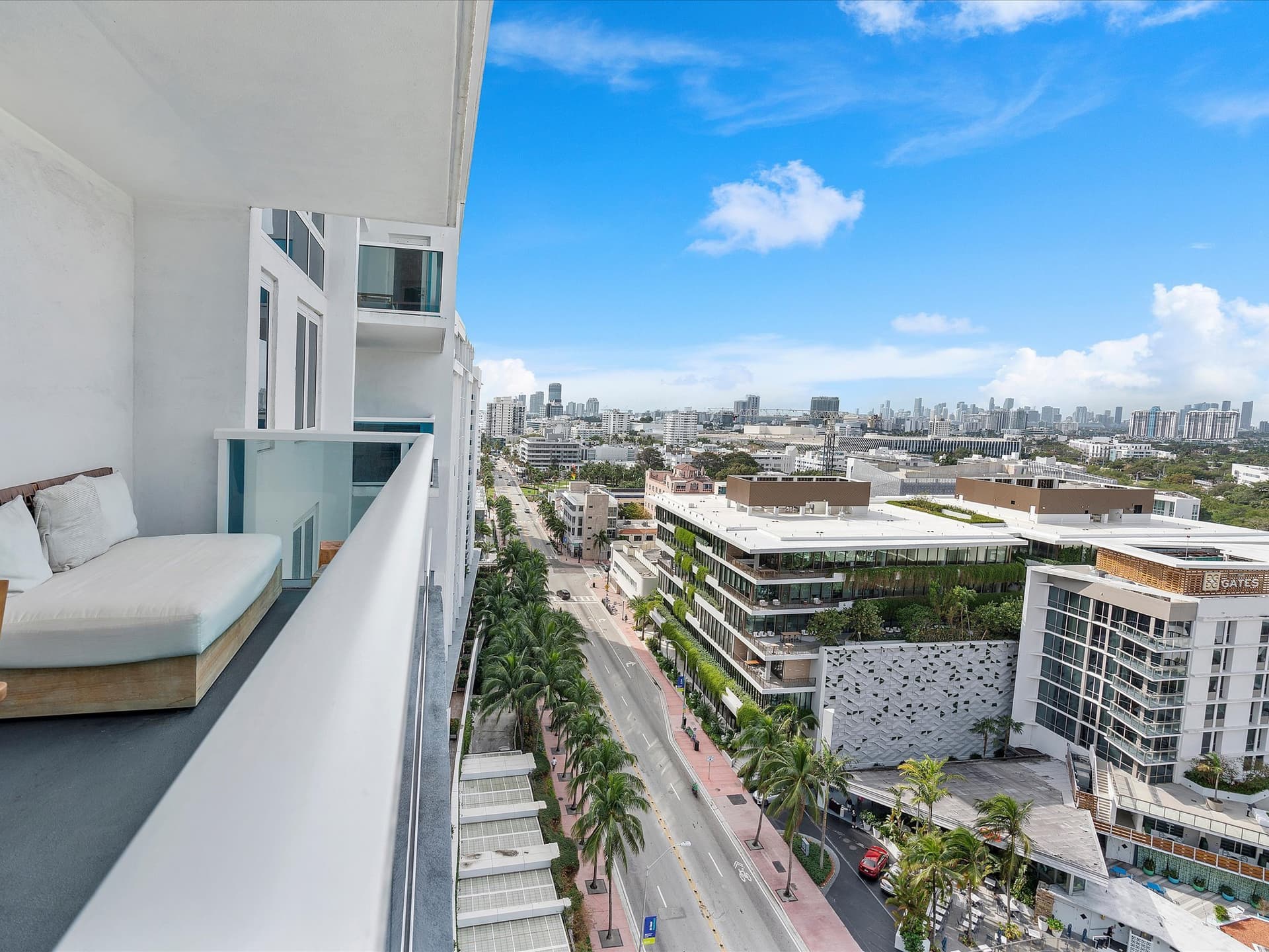 Mar Y Luna - Image 30