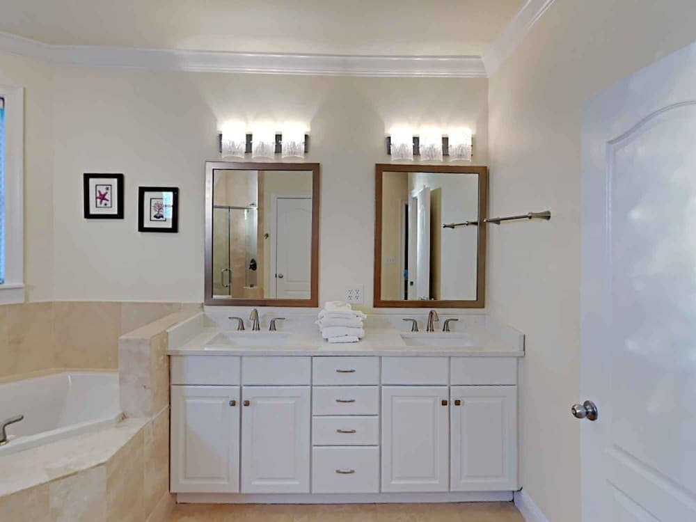 Margarita - Image 24