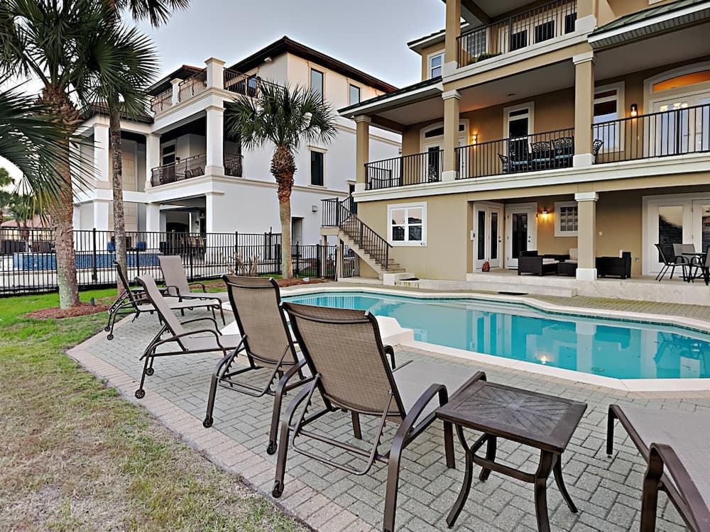 Margarita - Image 36