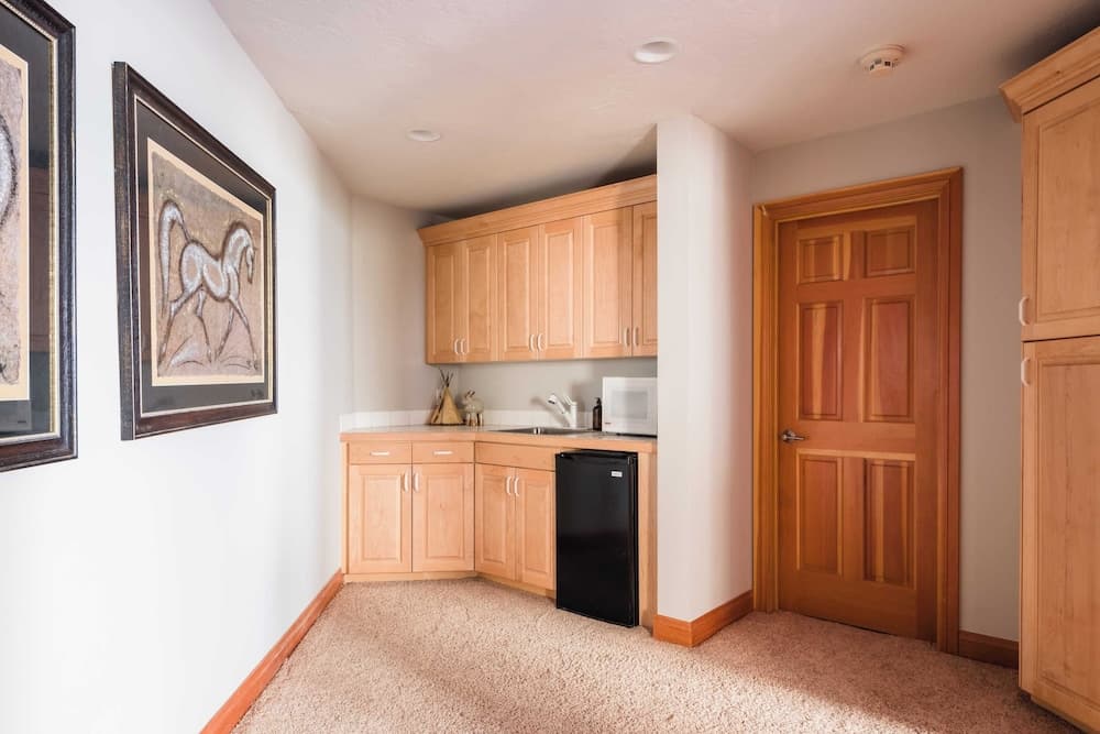 Mason Mountain Escape - Image 29