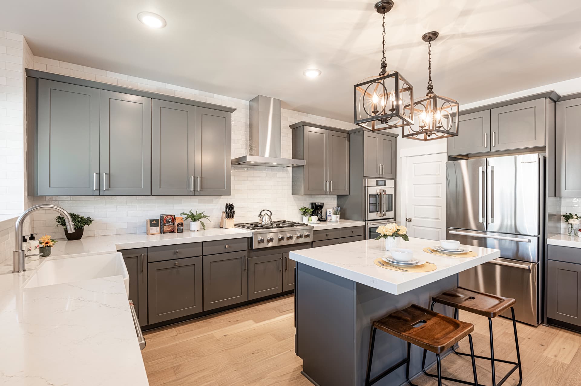 Mayflower Deer Tracks - Image 8