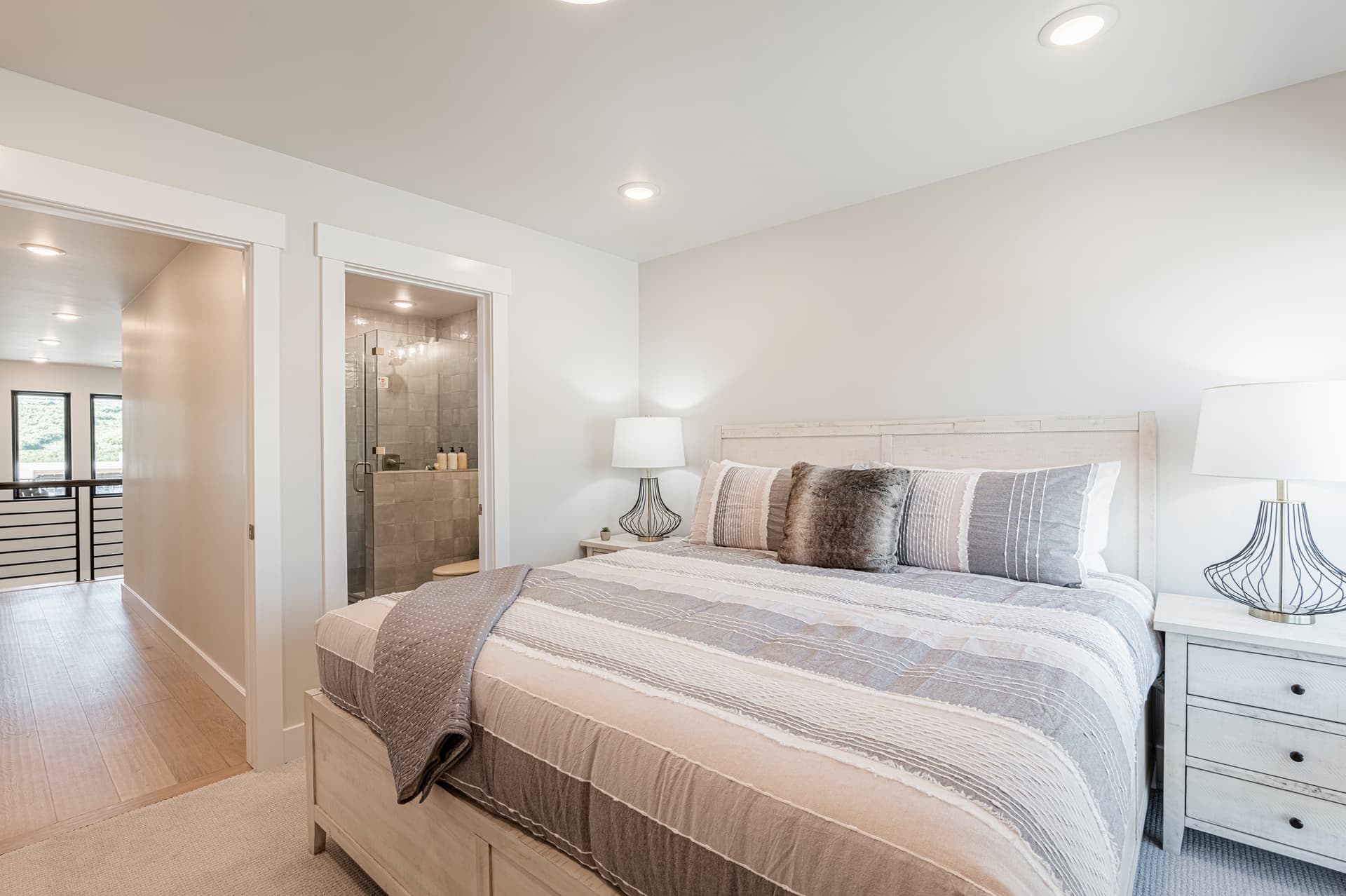 Mayflower Deer Tracks - Image 21