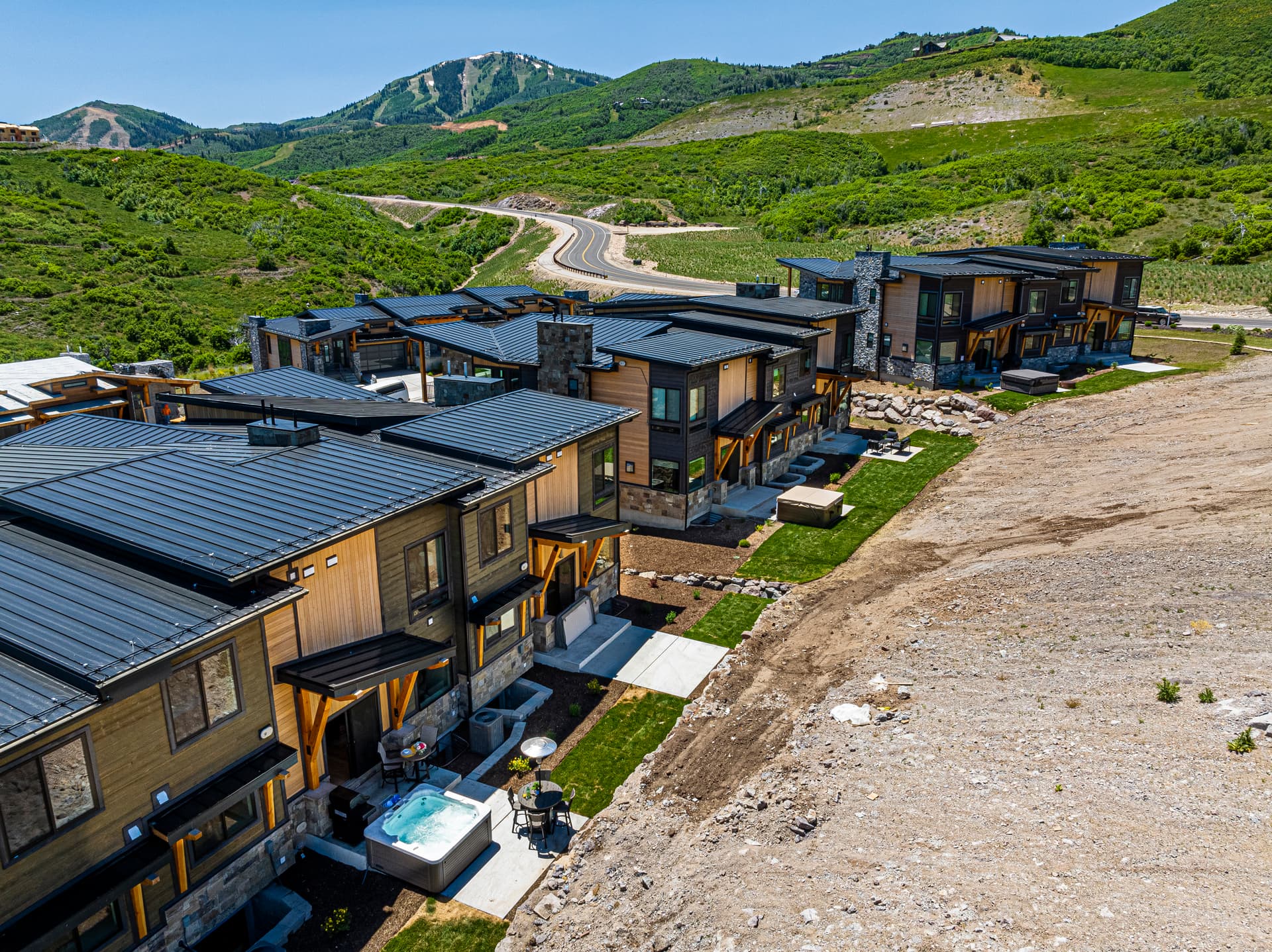 Mayflower Deer Tracks - Image 3