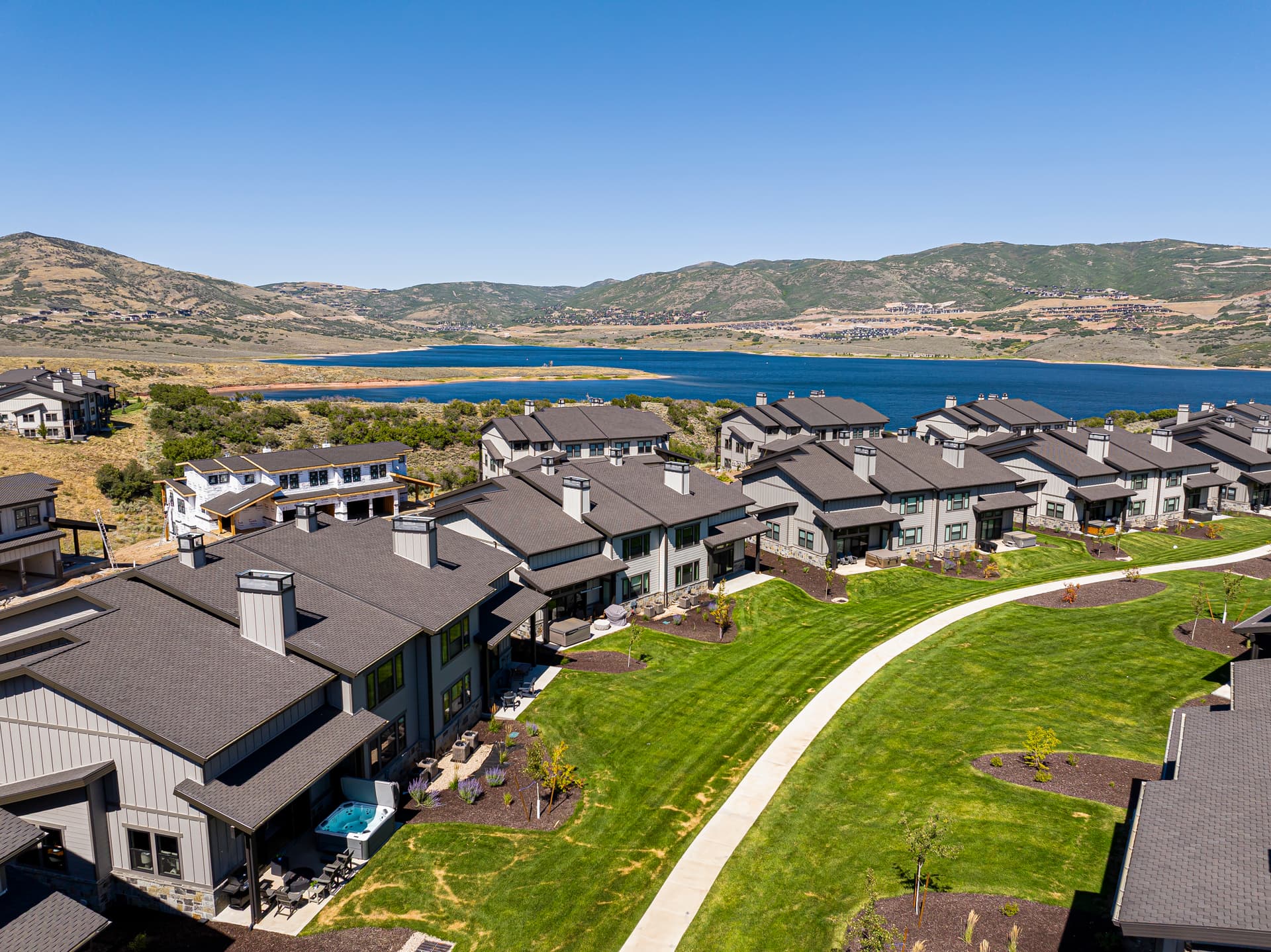 Mayflower Lakeside #1043 - Image 3