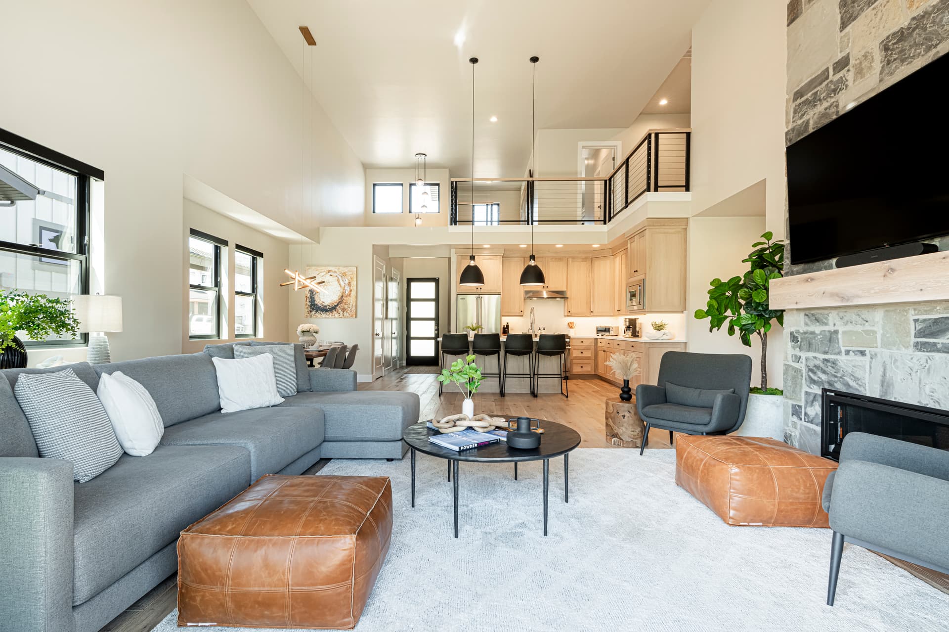 Mayflower Lakeside #1043 - Image 4