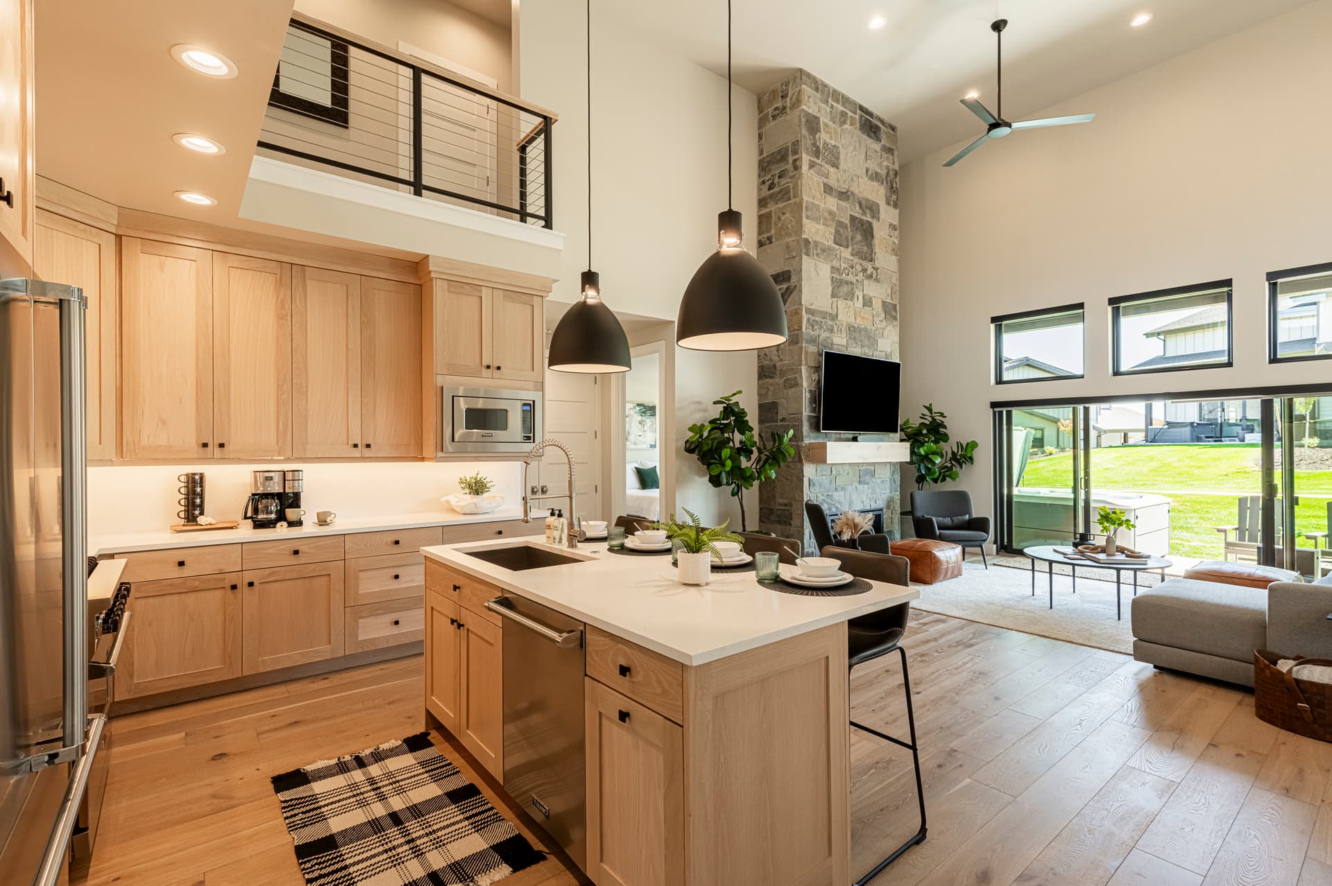 Mayflower Lakeside #1043 - Image 17