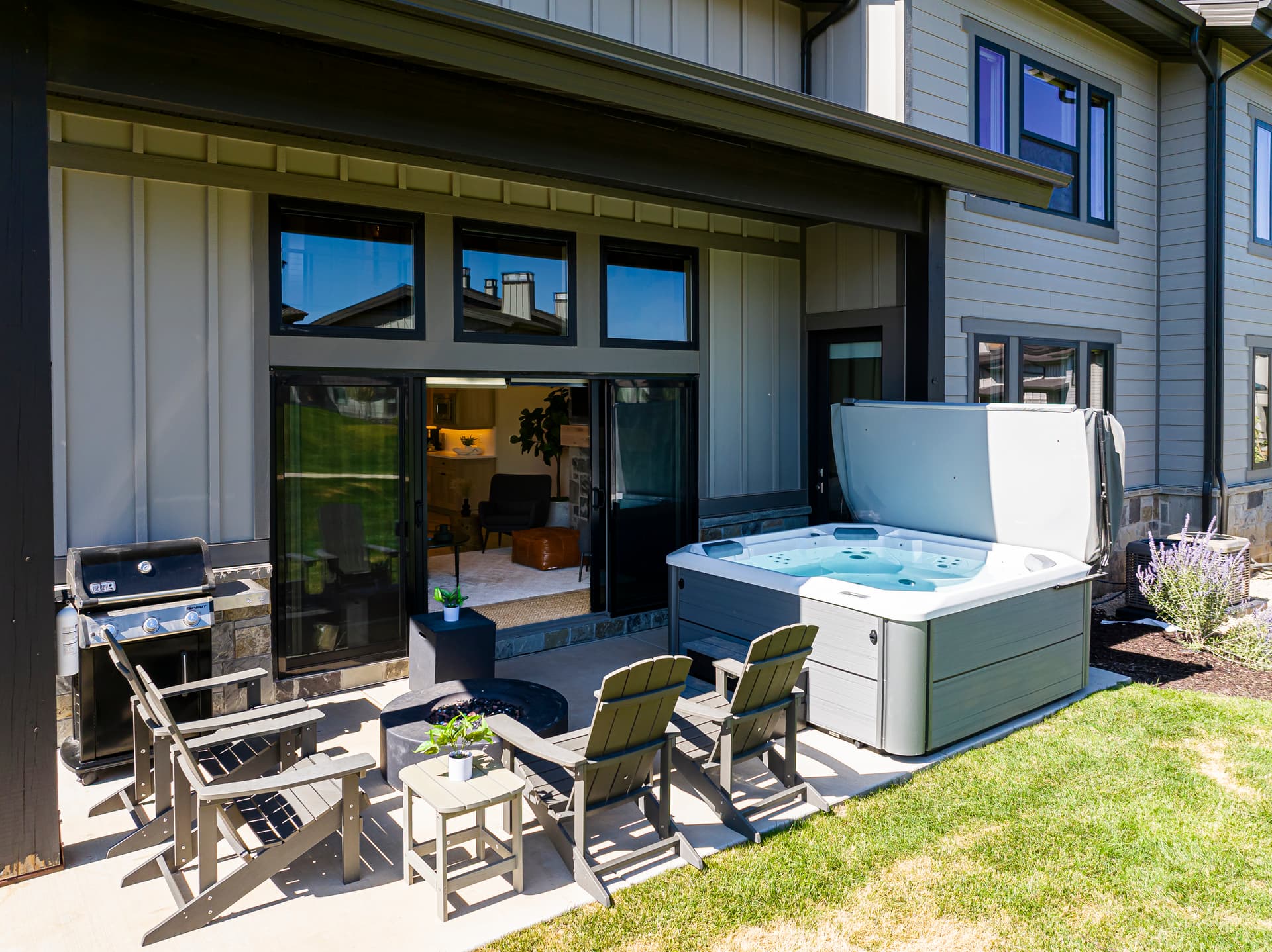 Mayflower Lakeside #1043 - Image 2