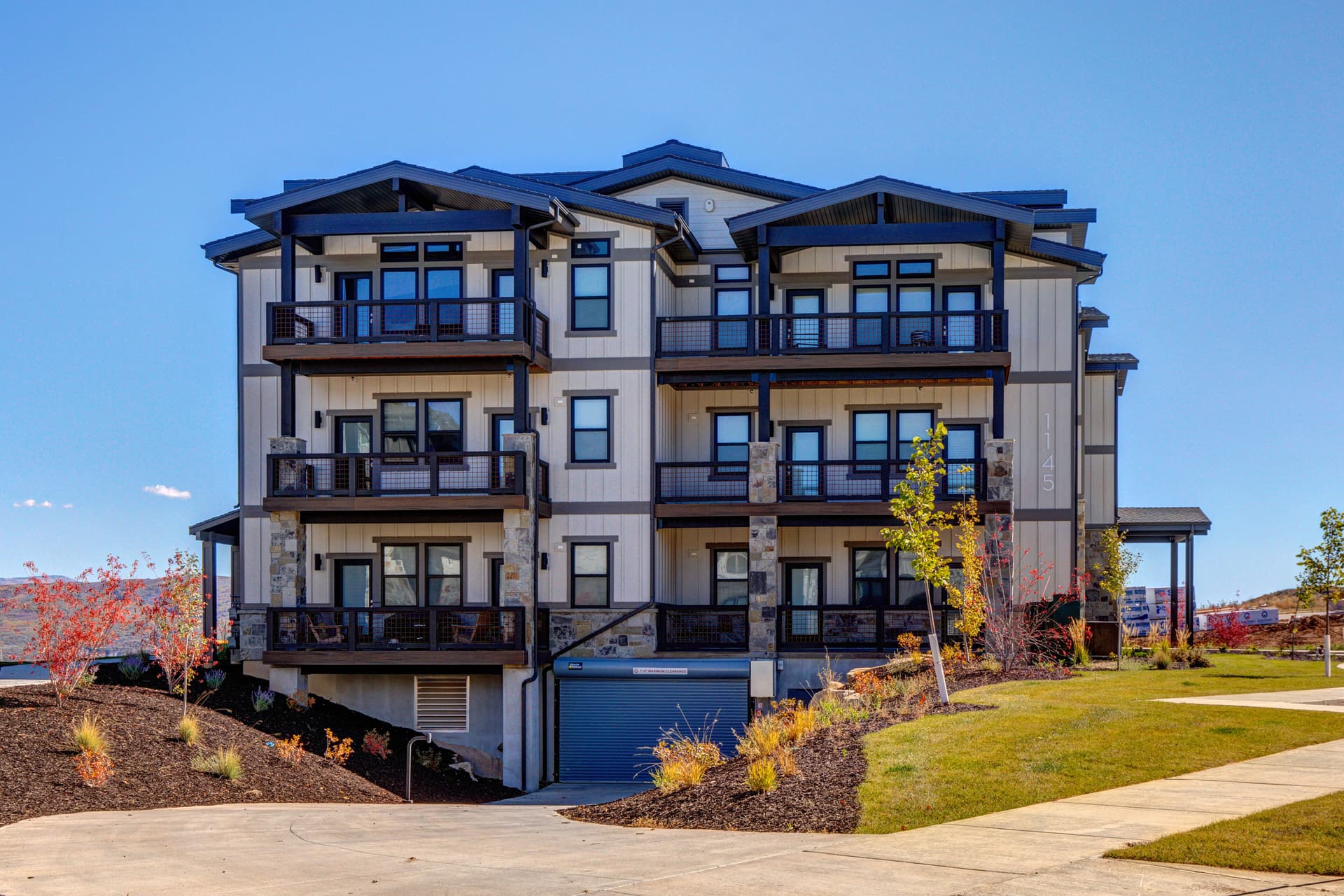 Mayflower Lakeside #1121-303 - Image 3