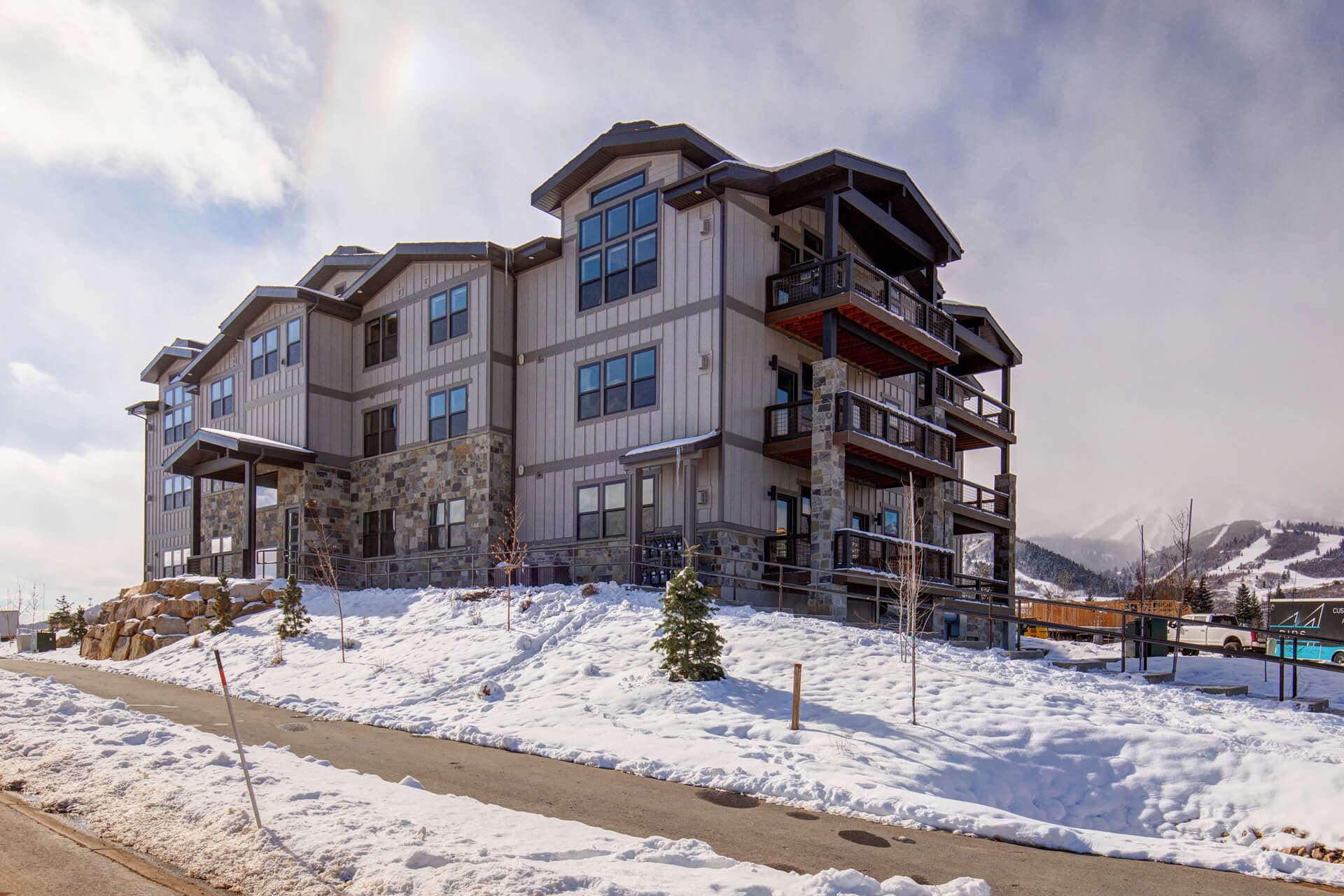 Mayflower Lakeside #1121-303 - Image 36