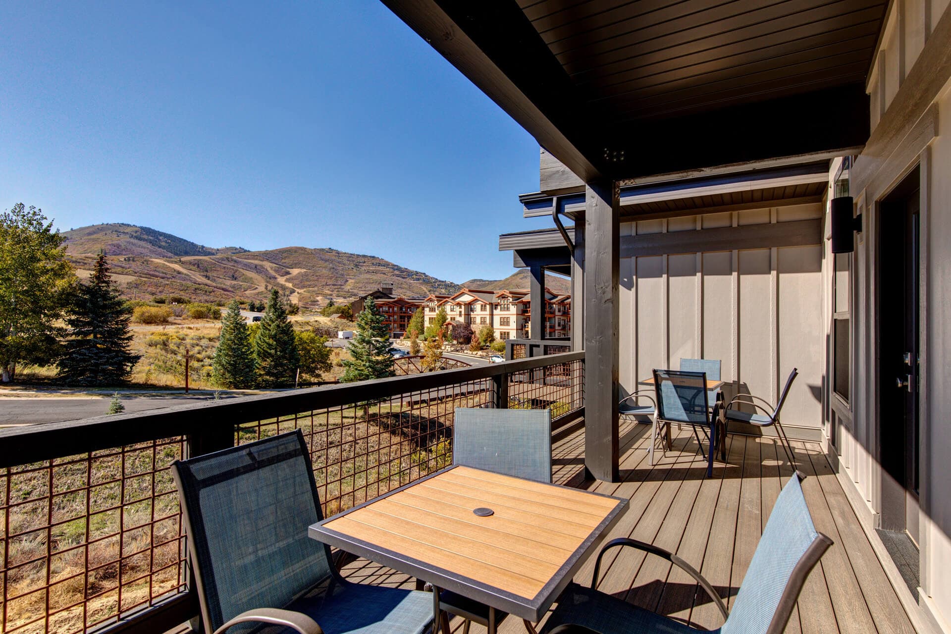 Mayflower Lakeside #1156-303 - Image 2