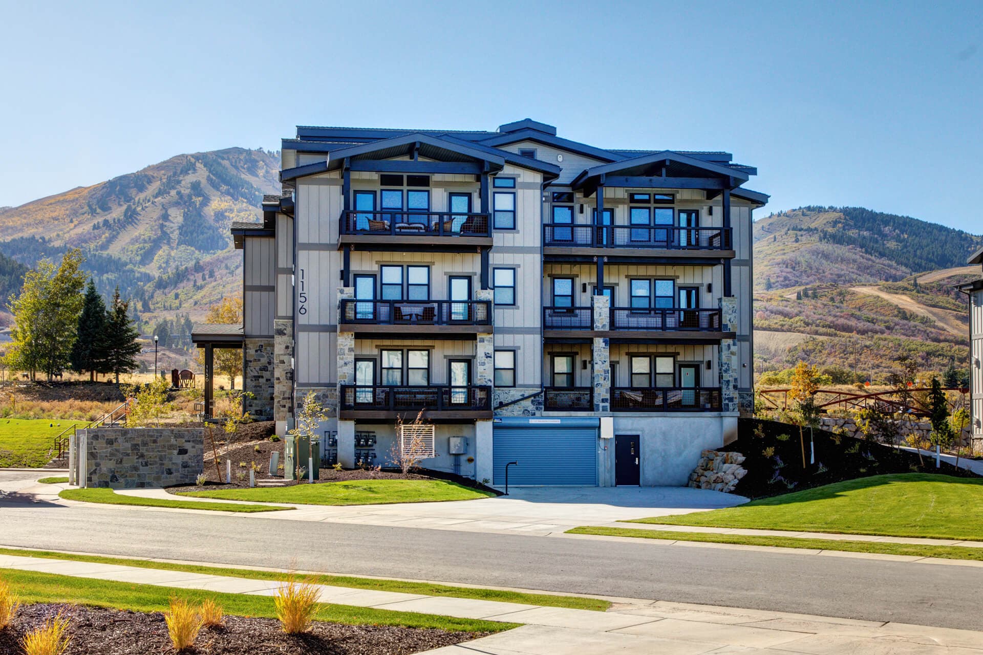 Mayflower Lakeside #1156-303 - Image 3