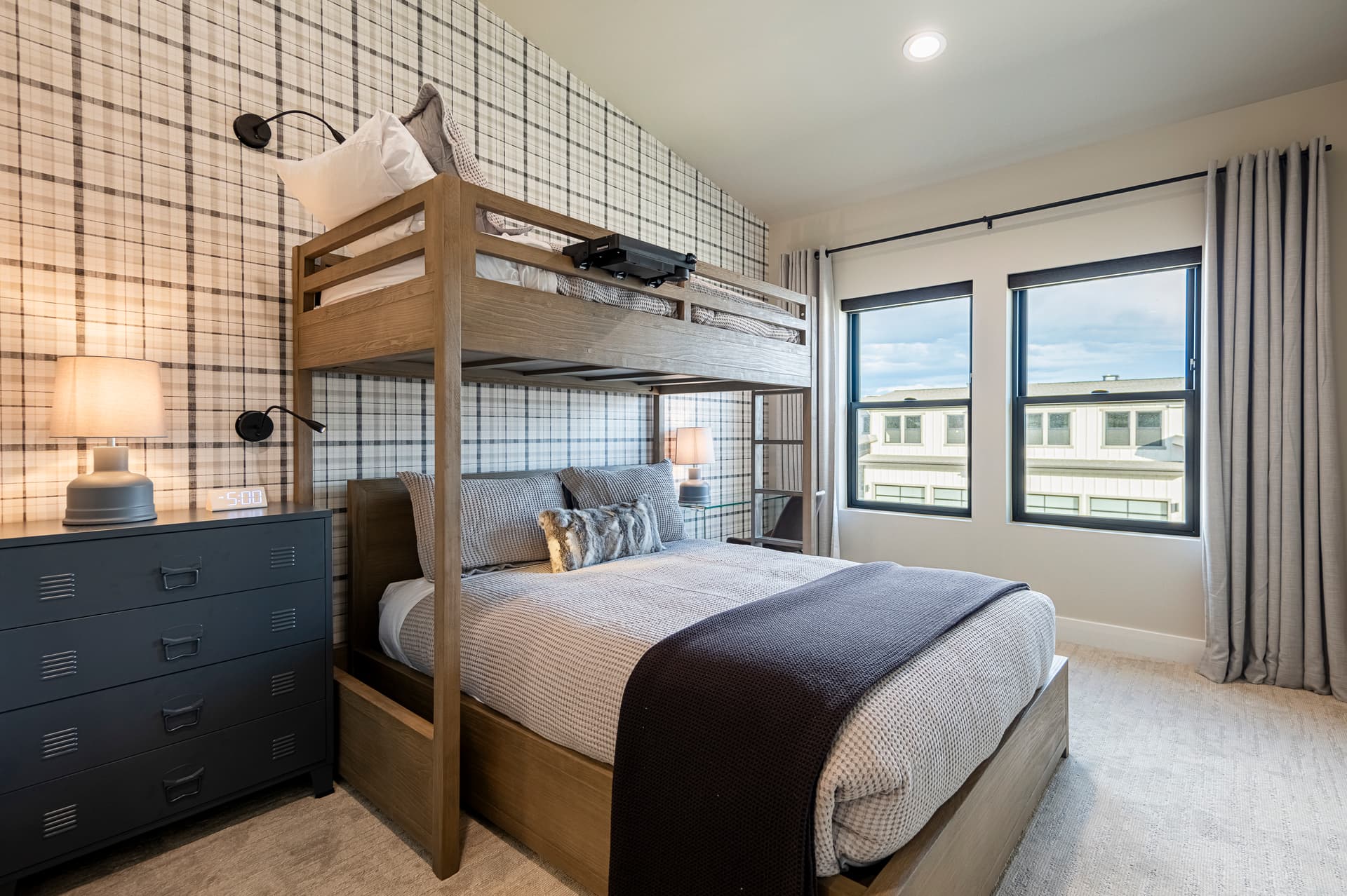 Mayflower Lakeside #938 - Image 24