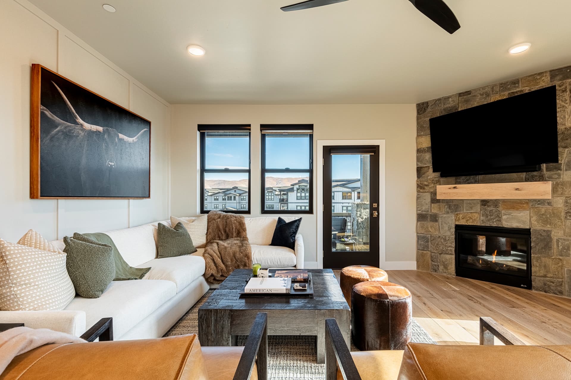 Lakeside Haven - Image 8