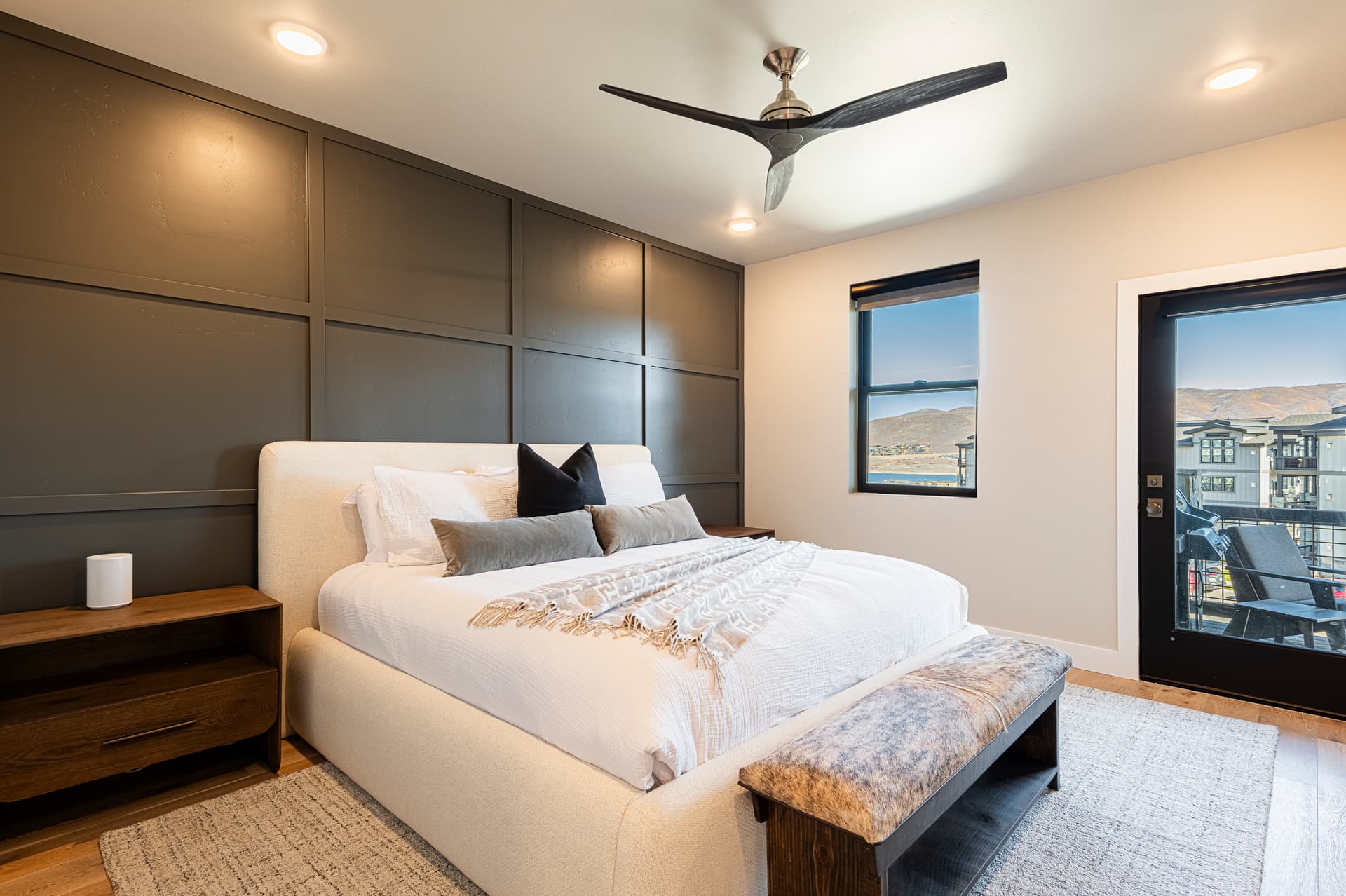 Lakeside Haven - Image 4