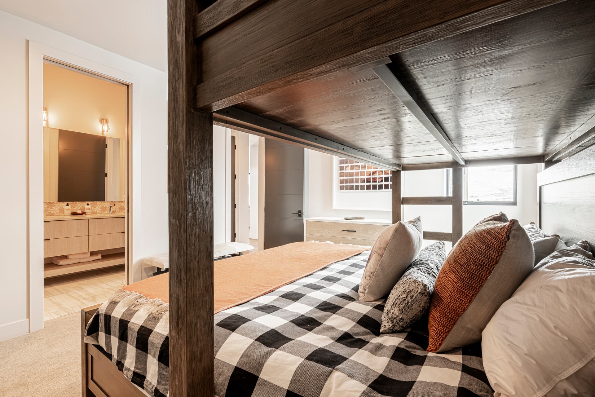 Mayflower Moose Tracks - Image 24