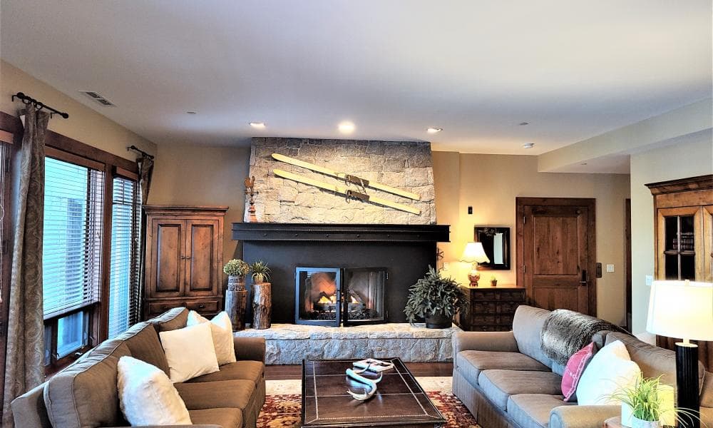 Ruby House - Image 2