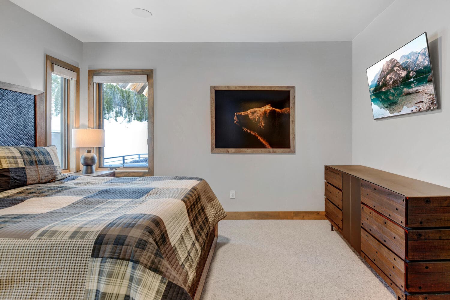 Meadow Glade Pond Chalet - Image 14