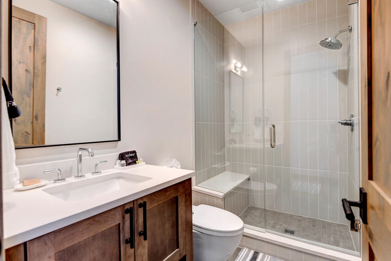 Meadow Glade Pond Chalet - Image 20