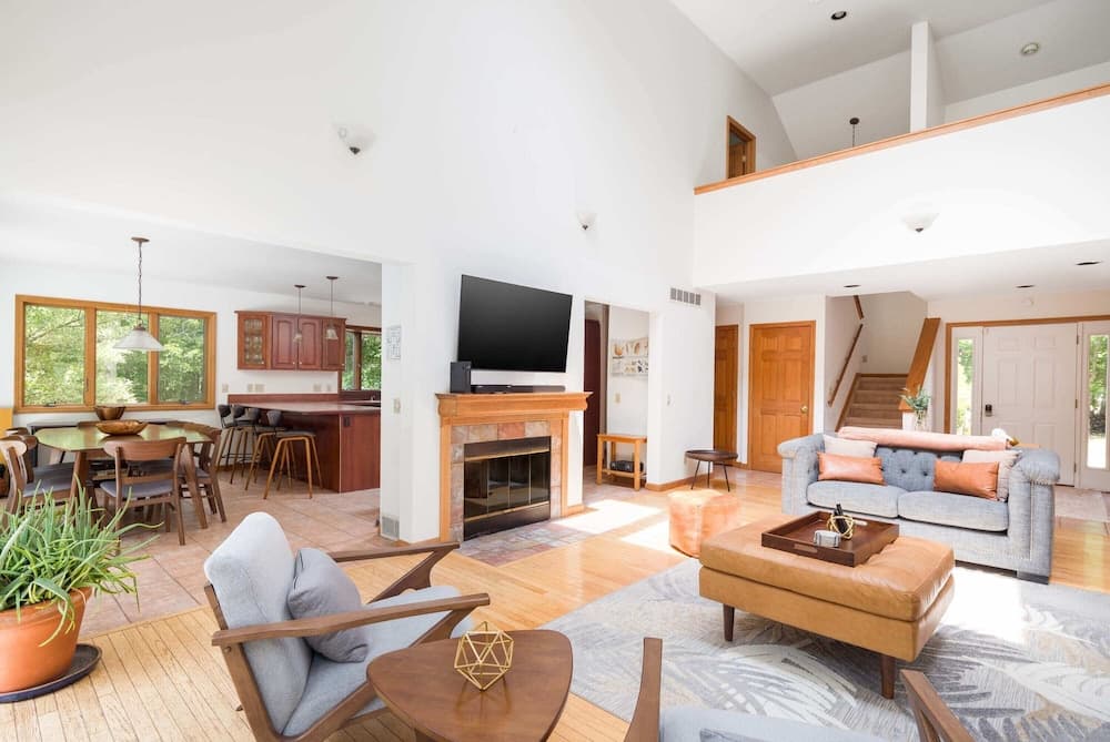 Meadowood Manor - Image 3