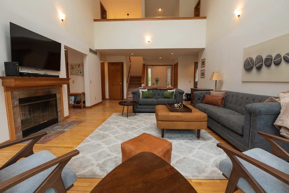 Meadowood Manor - Image 6