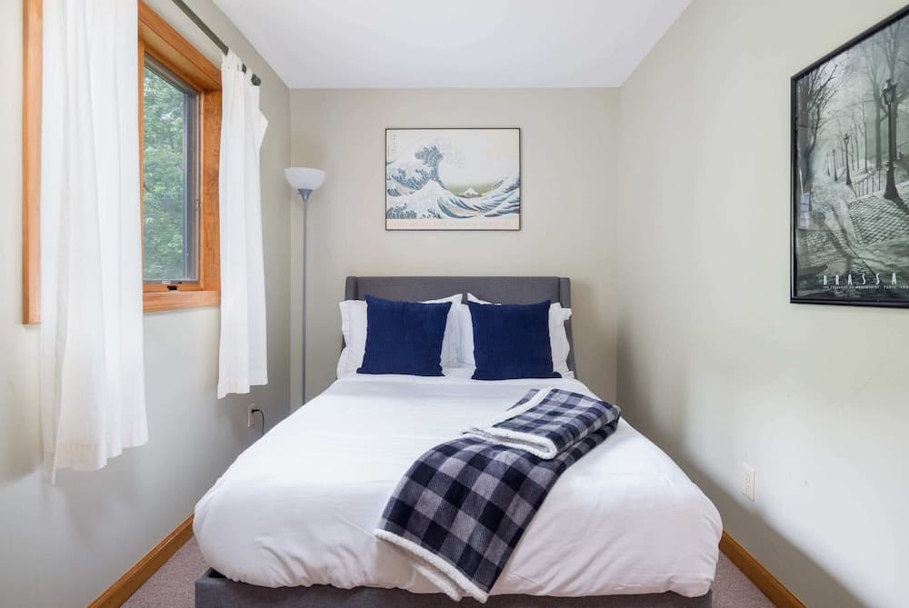 Meadowood Manor - Image 18