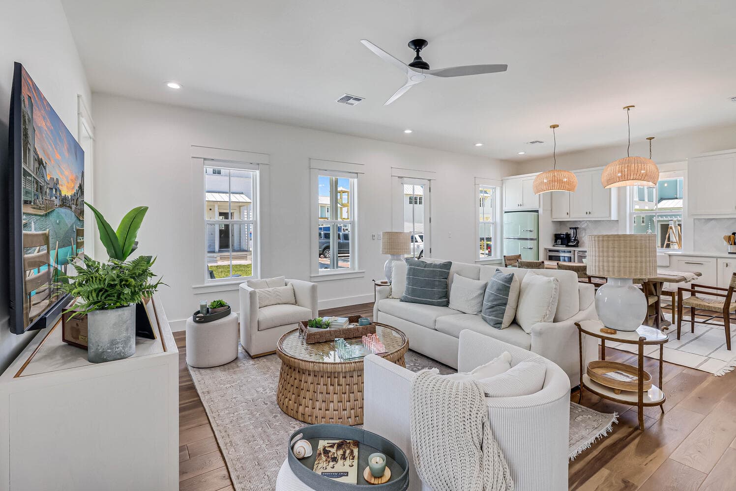 Mint Julep - Image 1