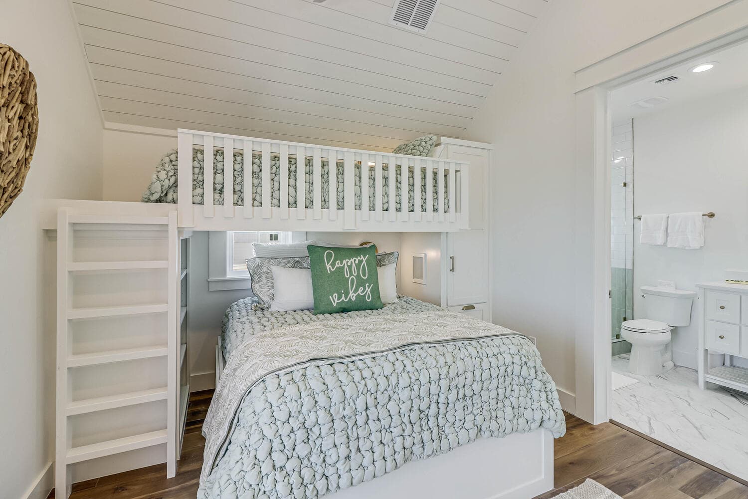 Mint Julep - Image 25