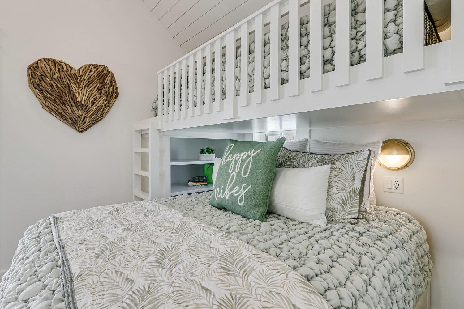 Mint Julep - Image 27