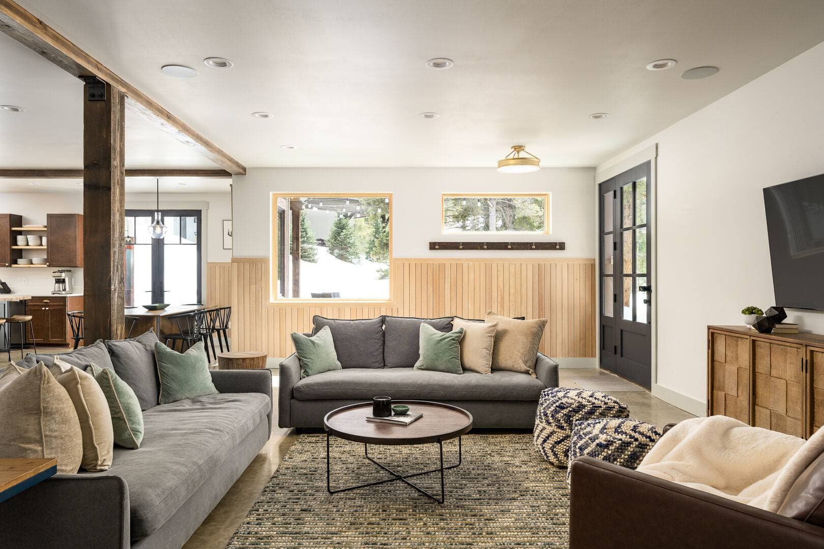 Mountain Manor - Image 4