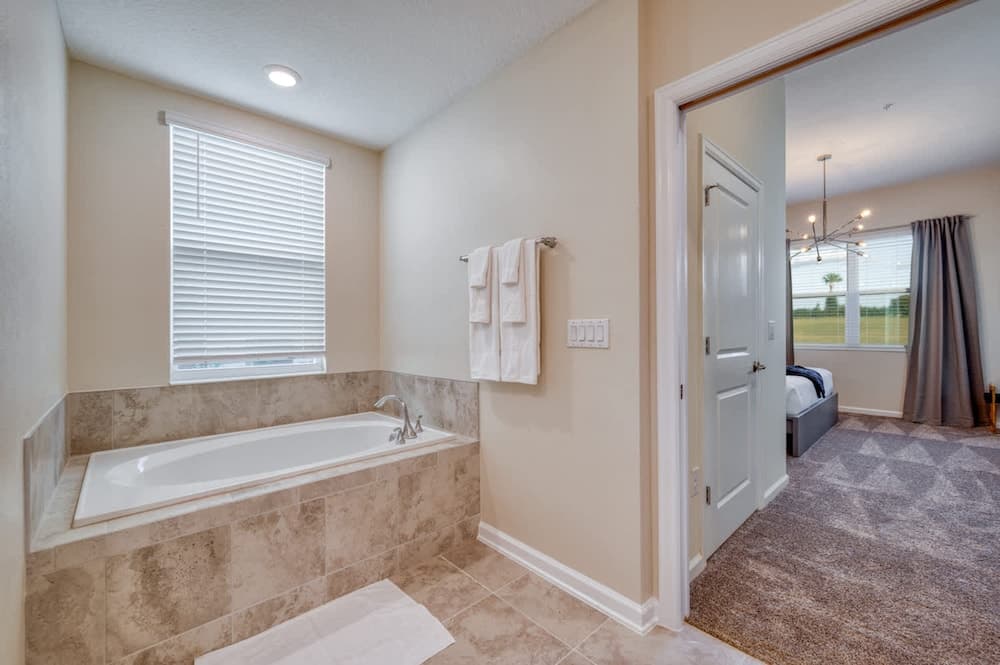 Reunion Grove - Image 24