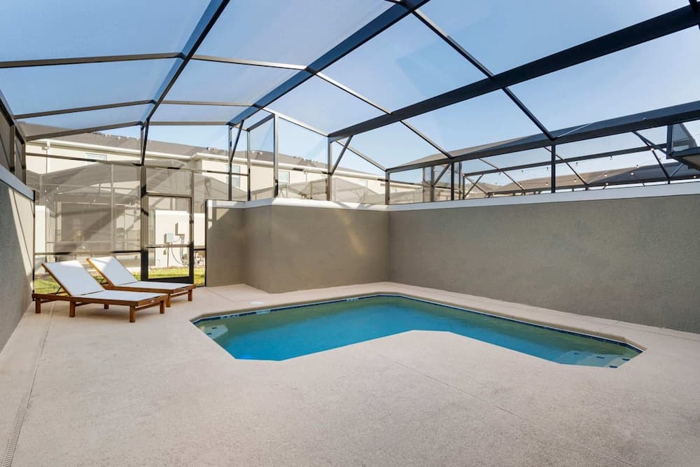 Modern Scrapbook Villa - Image 28