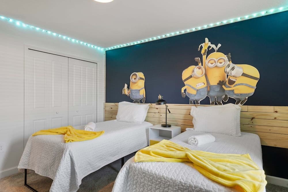 Modern Scrapbook Villa - Image 24