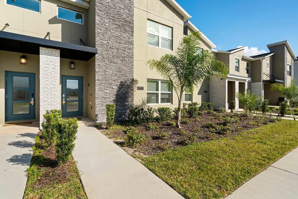 Modern Scrapbook Villa - Image 32