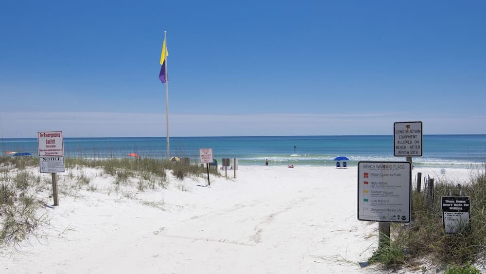 Three Mermaids Haven - Image 37