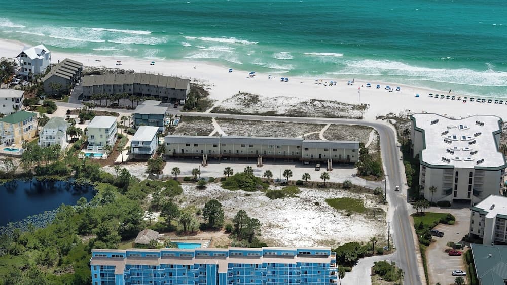 Three Mermaids Haven - Image 54