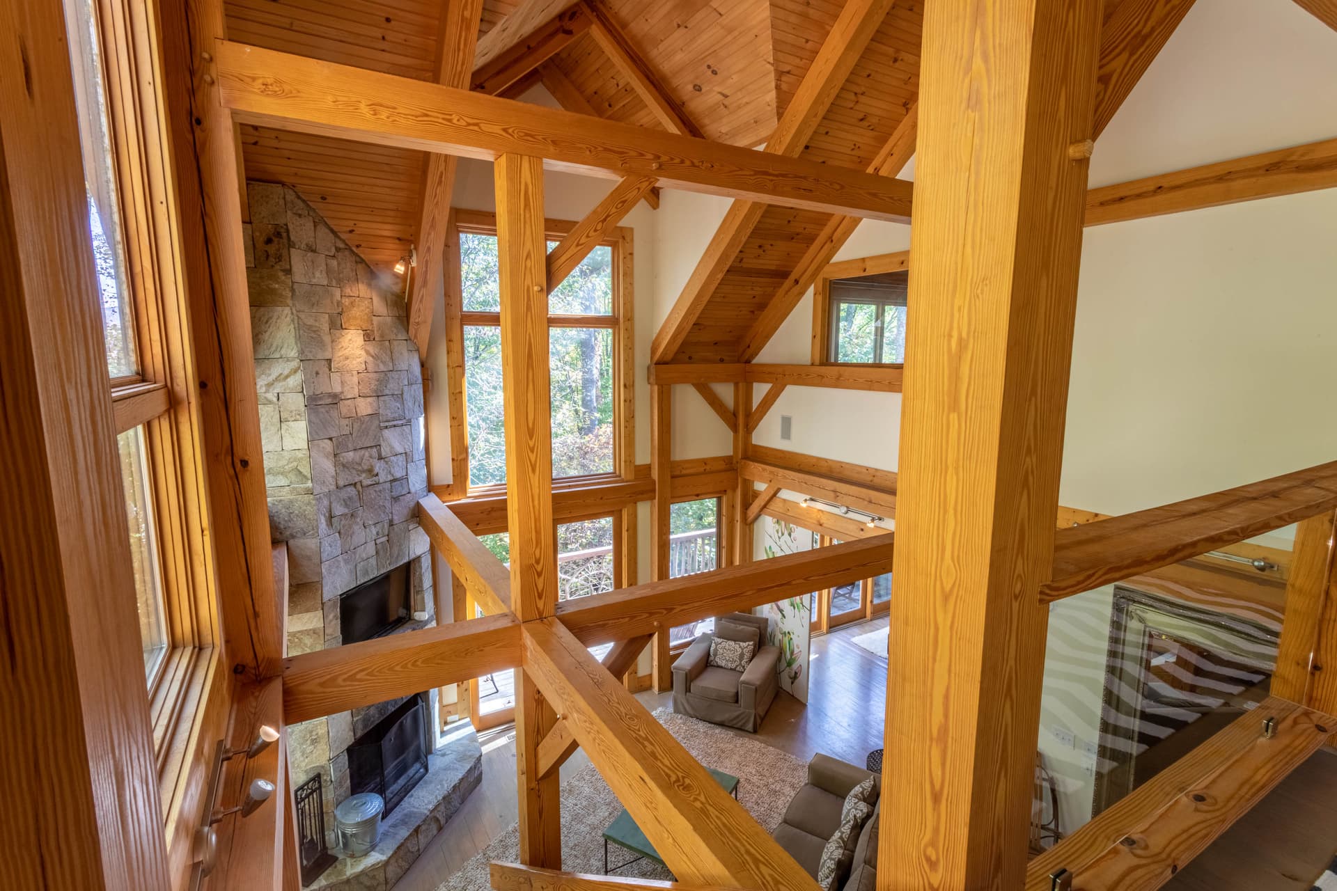 Modern Cedar House - Image 18