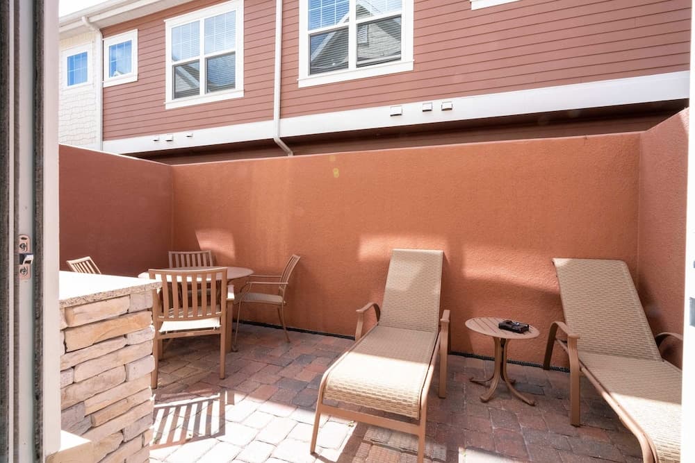 Fantasy Friends Villa - Image 35