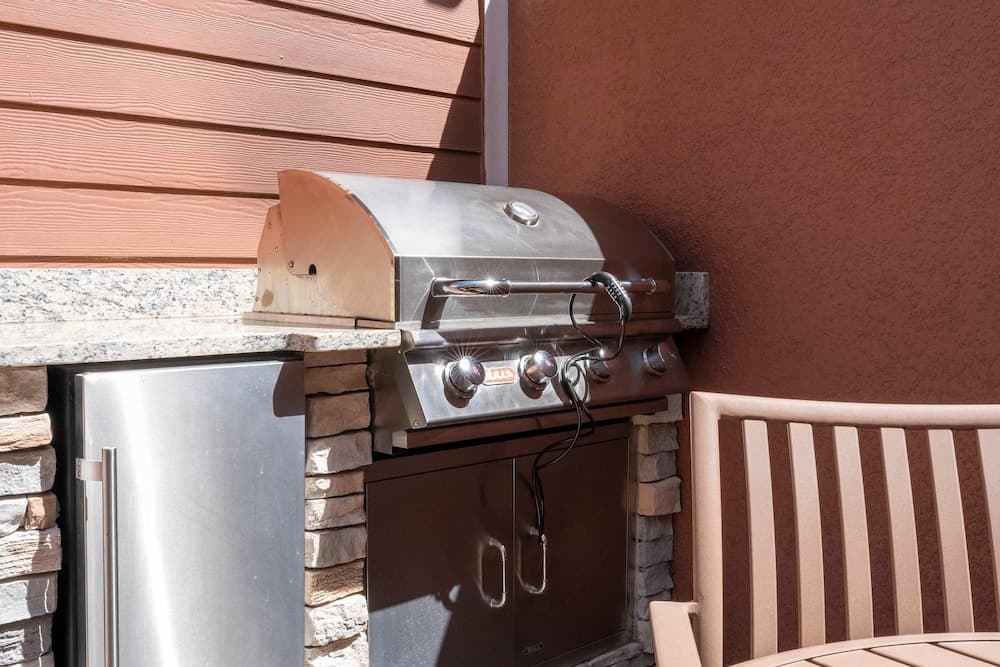 Fantasy Friends Villa - Image 36