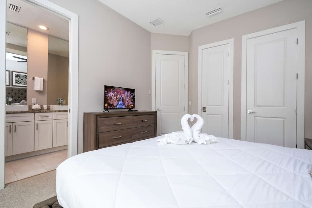 Fantasy Friends Villa - Image 31