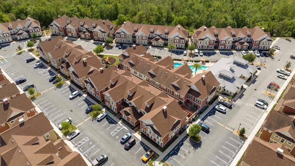 Fantasy Friends Villa - Image 40