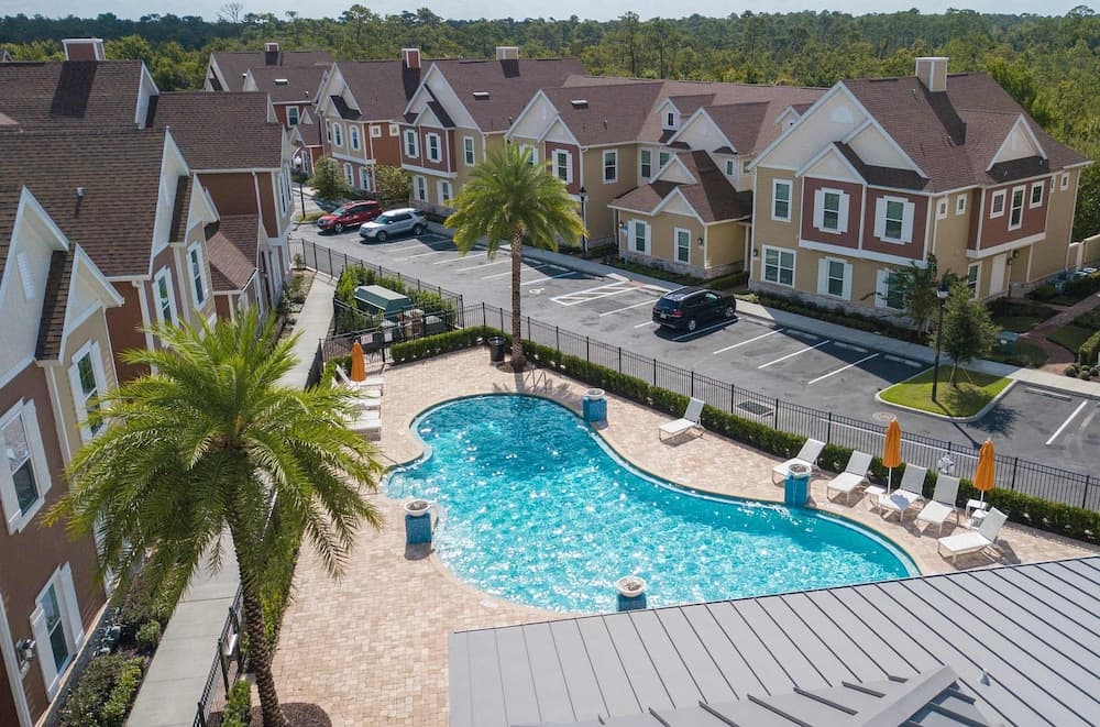 Fantasy Friends Villa - Image 44