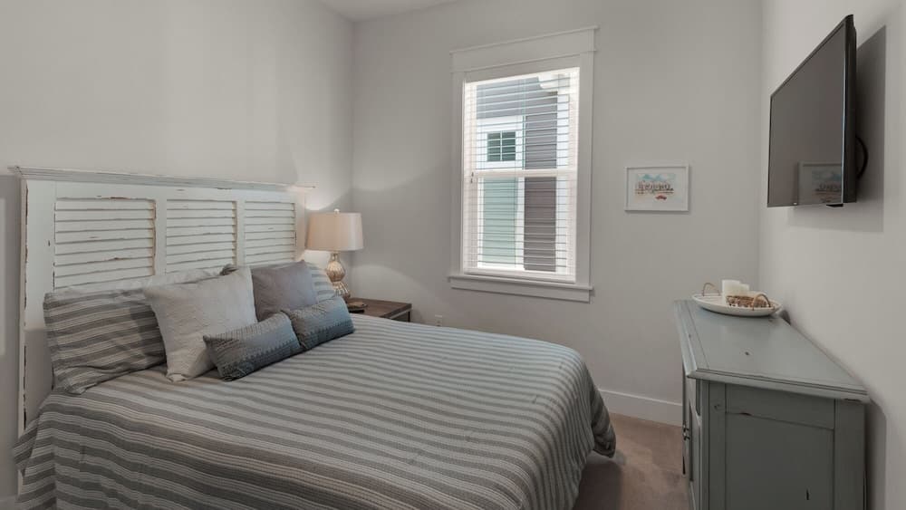 Perfect Prominence - Image 13