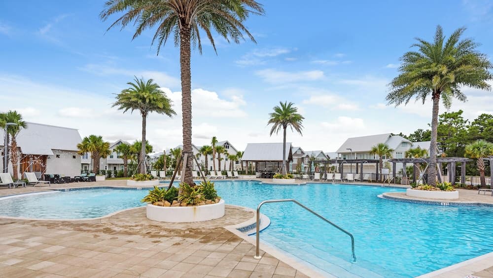 Perfect Prominence - Image 26