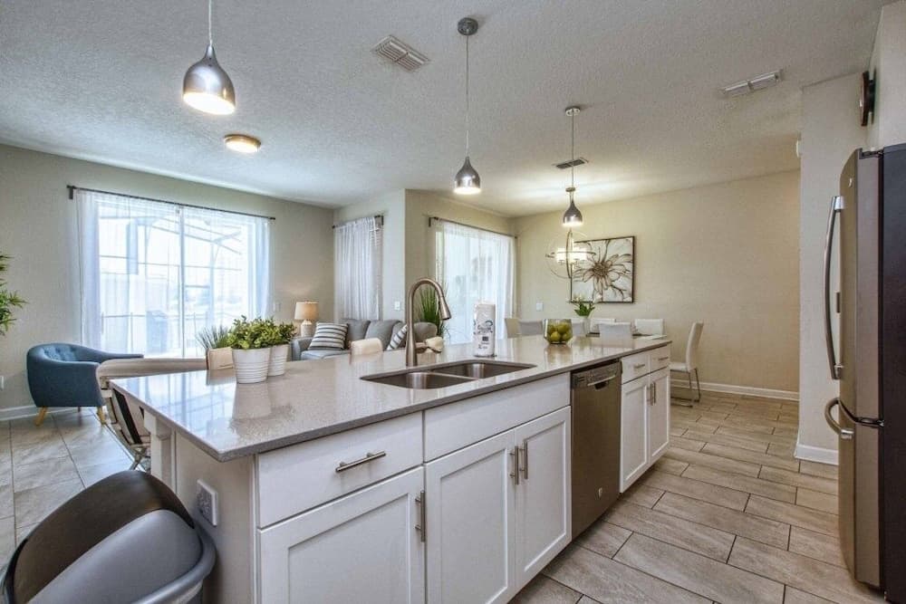 Skyward Home - Image 7