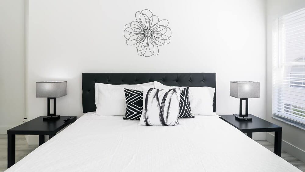 Velvet Horizon - Image 8